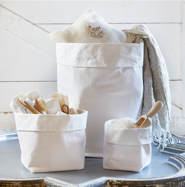 Santa Barbara–White Linen Washable Paper Holder